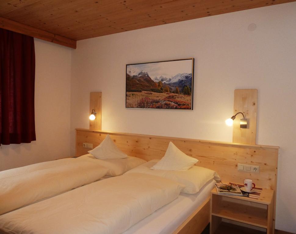 Apart Brigitta Sankt Leonhard im Pitztal Bilik gambar